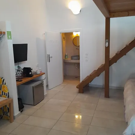Spiliotica And Ferienhaus Imerovigli (Santorini)